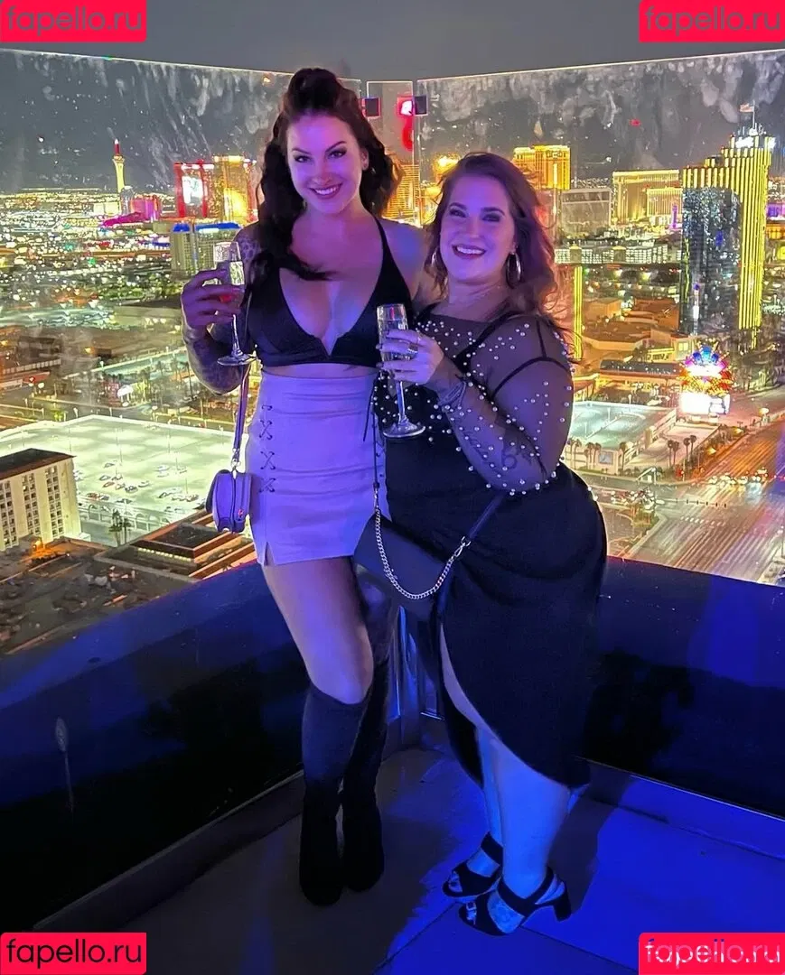 kinkycurvykatie Onlyfans Photo Gallery 