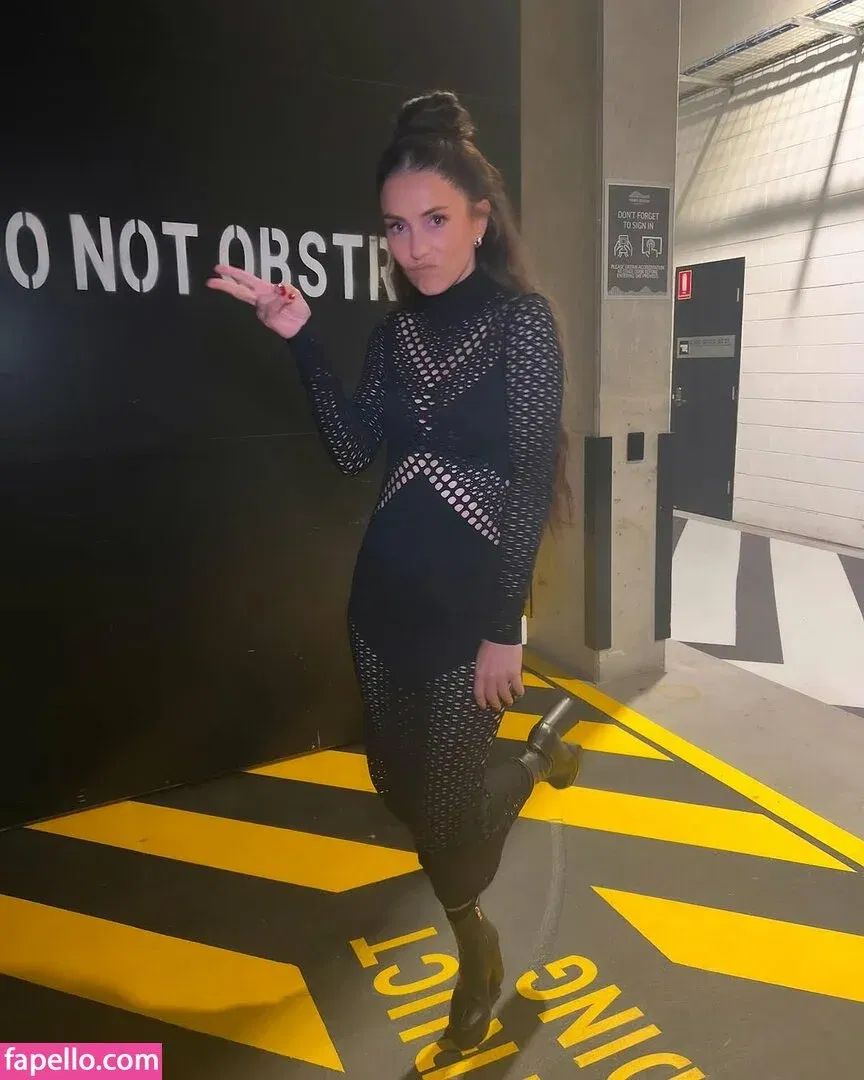 Amy Shark Onlyfans Photo Gallery 