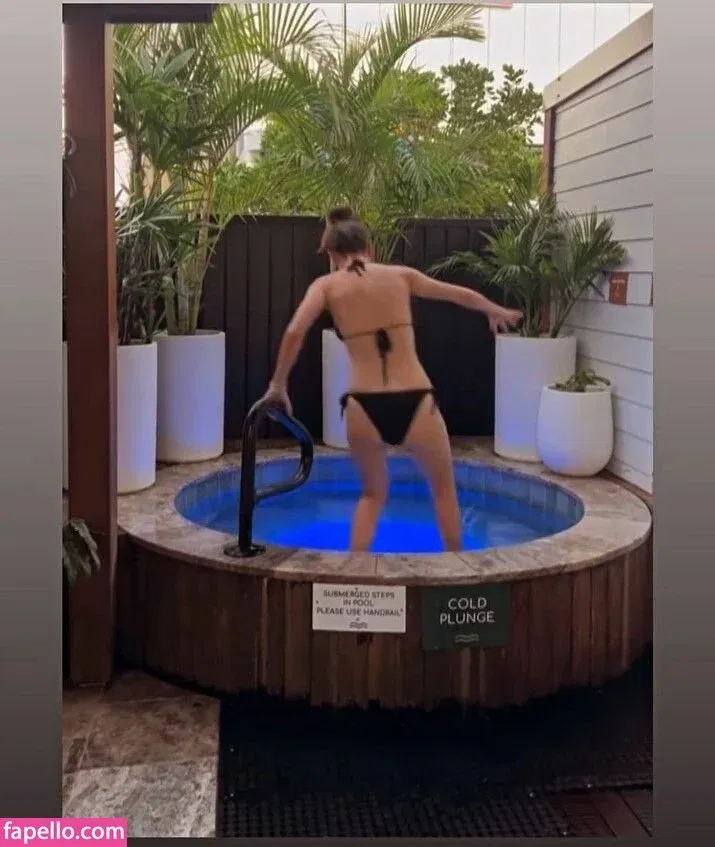 Amy Shark Onlyfans Photo Gallery 