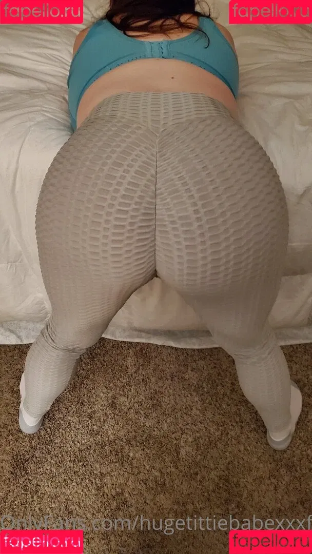hugetittiebabexxxfree Onlyfans Photo Gallery 