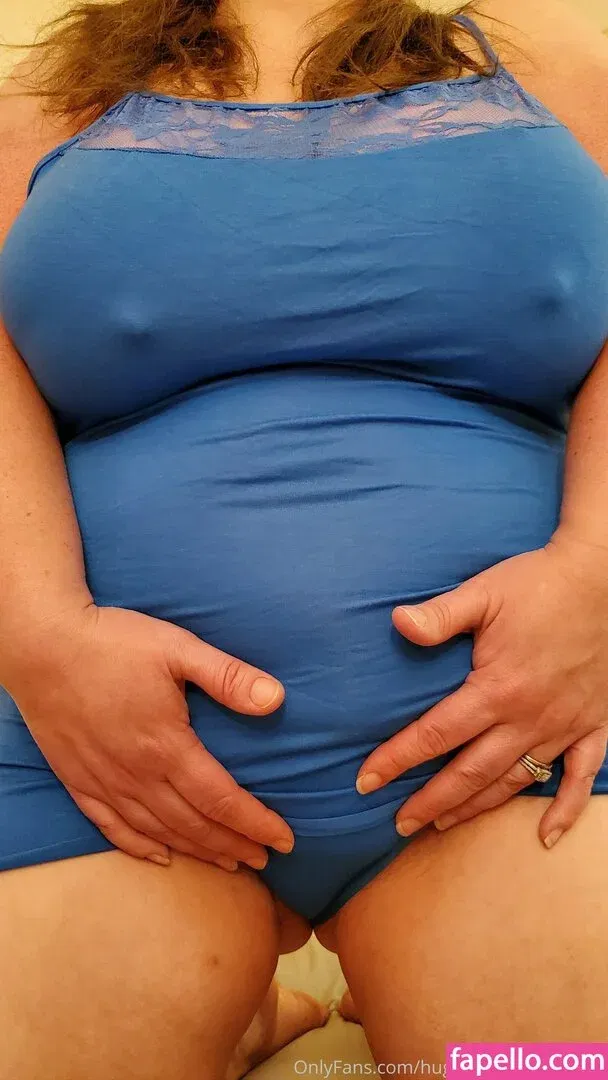 hugetittiebabexxxfree Onlyfans Photo Gallery 