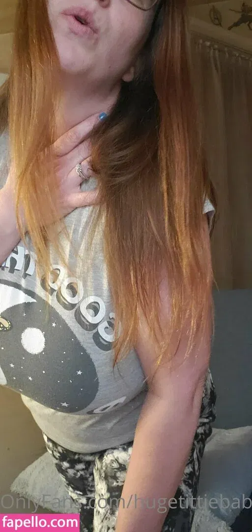 hugetittiebabexxxfree Onlyfans Photo Gallery 
