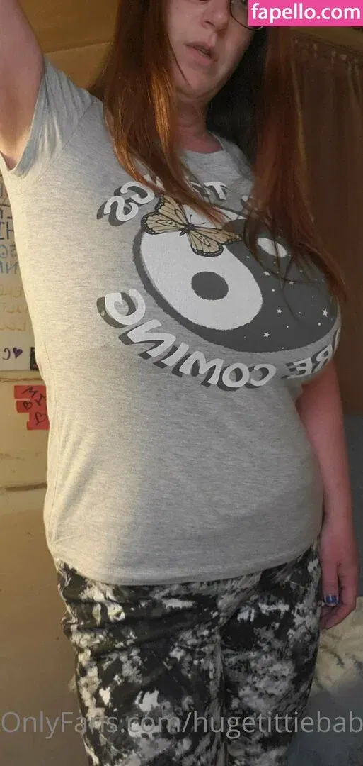 hugetittiebabexxxfree Onlyfans Photo Gallery 