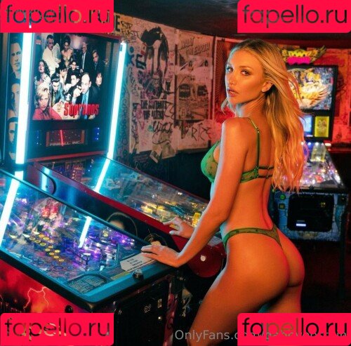 Gabby Epstein Onlyfans Photo Gallery 