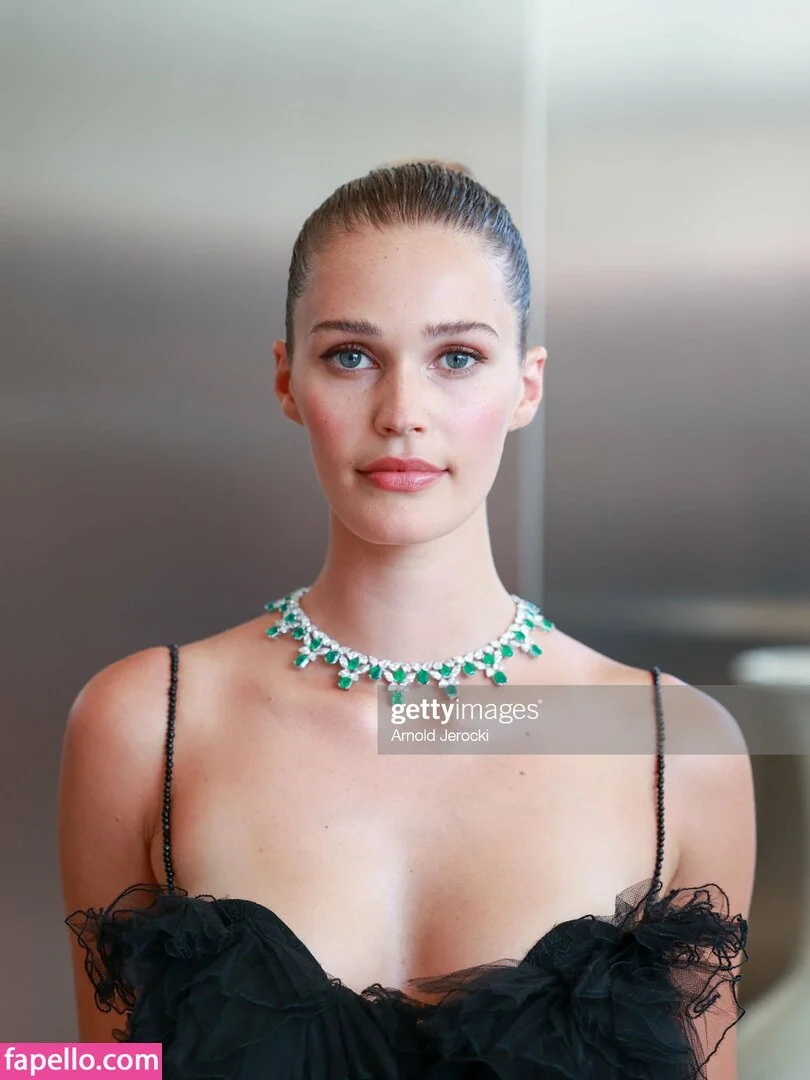 Noel Capri Berry Onlyfans Photo Gallery 