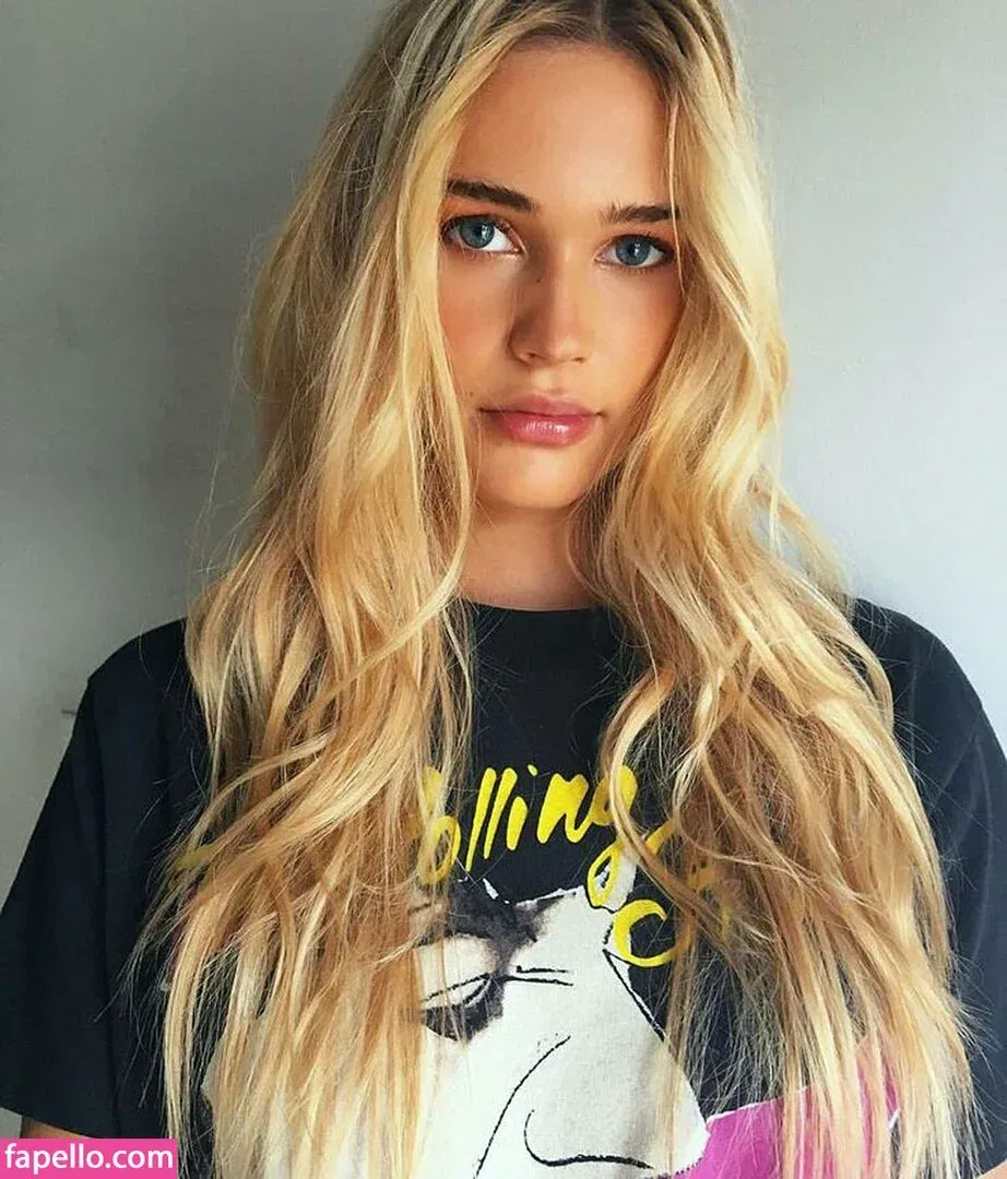 Noel Capri Berry Onlyfans Photo Gallery 