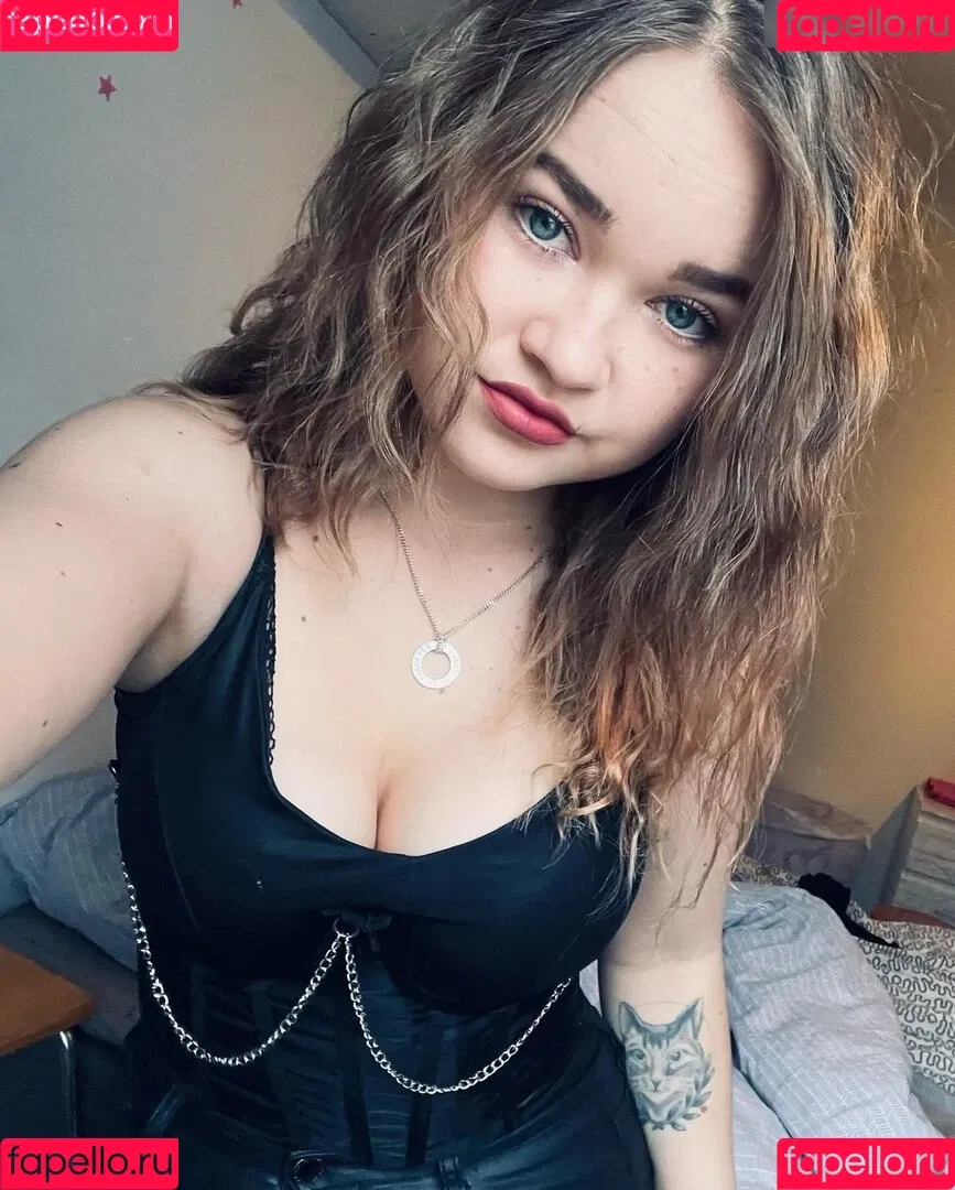 Evviepp Onlyfans Photo Gallery 