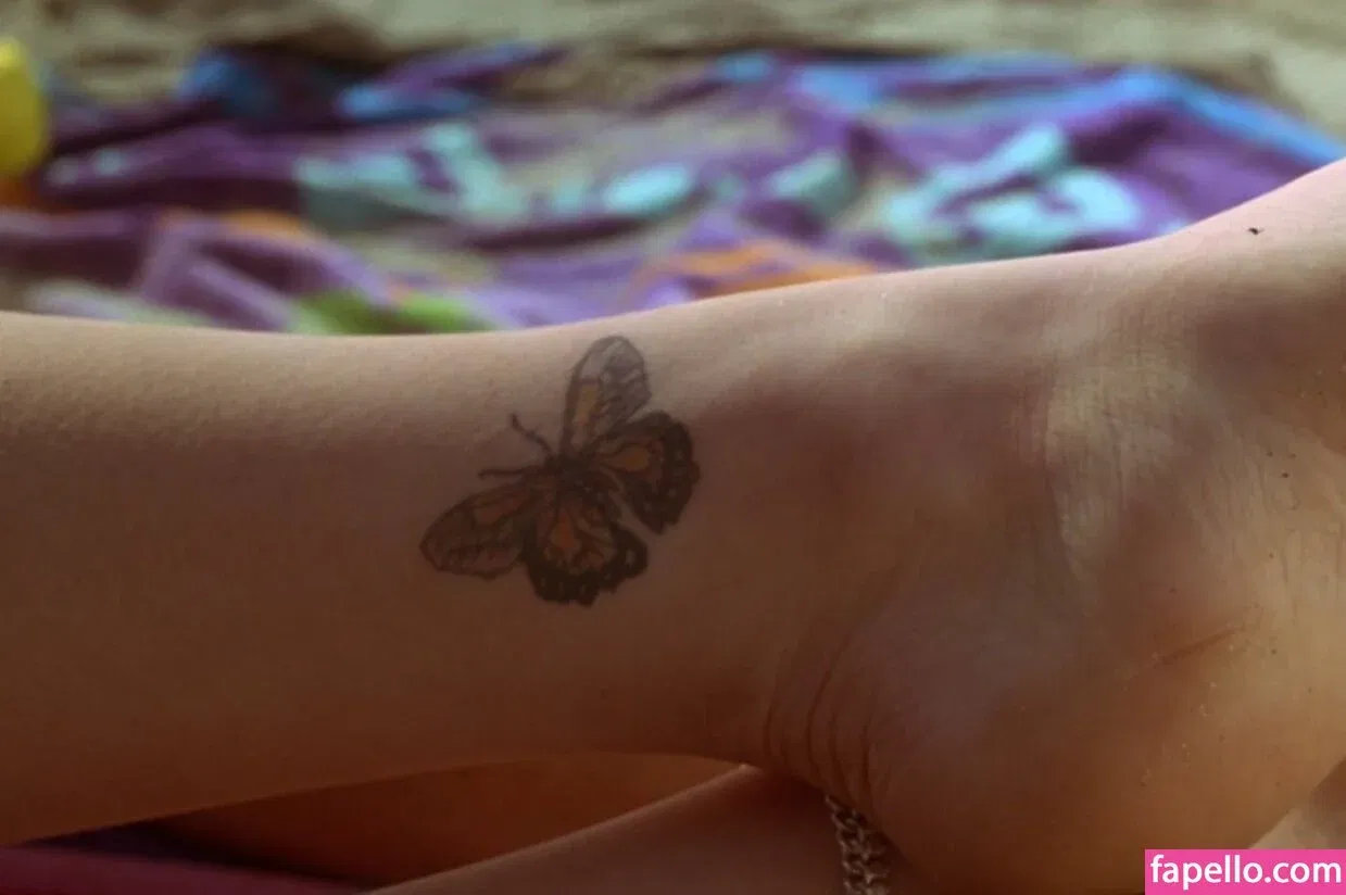 Carla Gugino Onlyfans Photo Gallery 