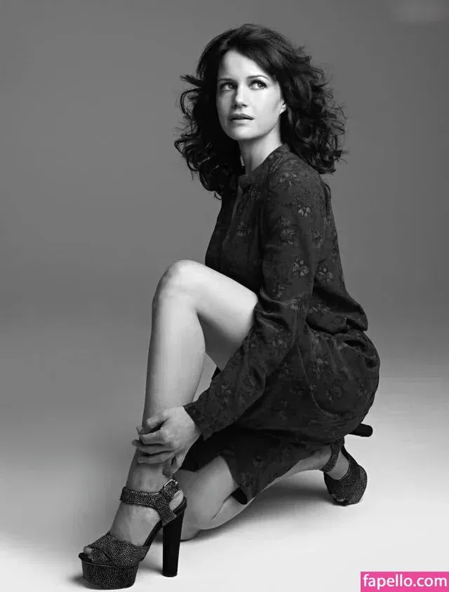 Carla Gugino Onlyfans Photo Gallery 