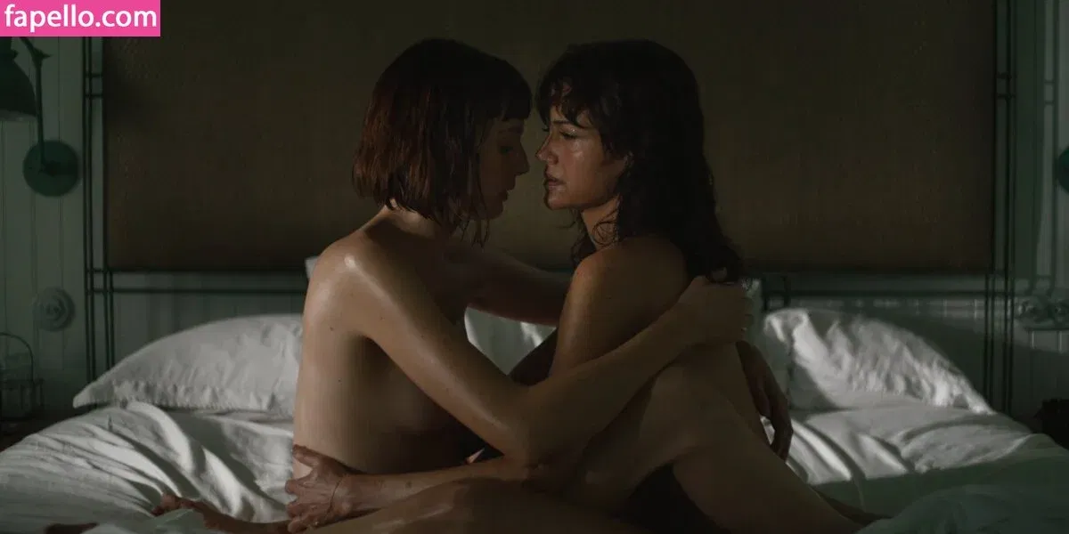 Carla Gugino Onlyfans Photo Gallery 