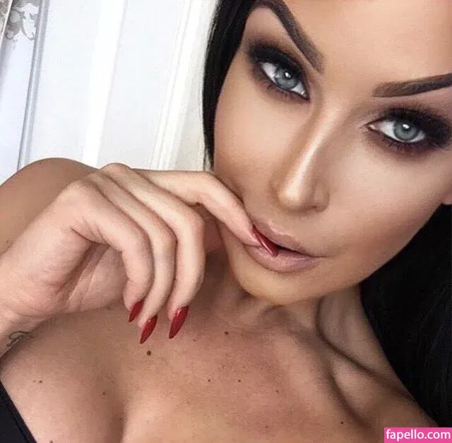 ibrianaa_ Onlyfans Photo Gallery 