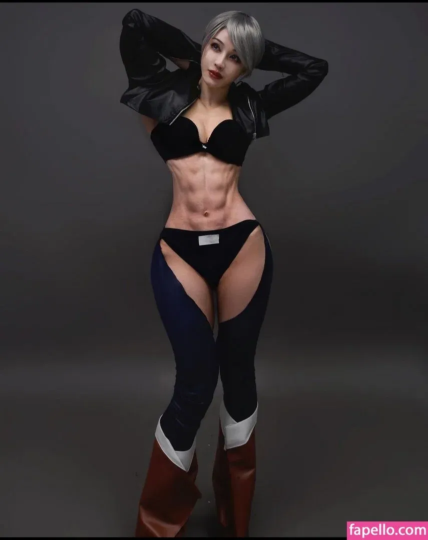 yona.z Onlyfans Photo Gallery 