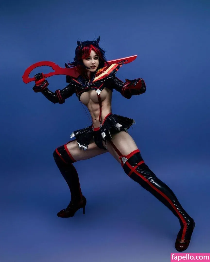 yona.z Onlyfans Photo Gallery 