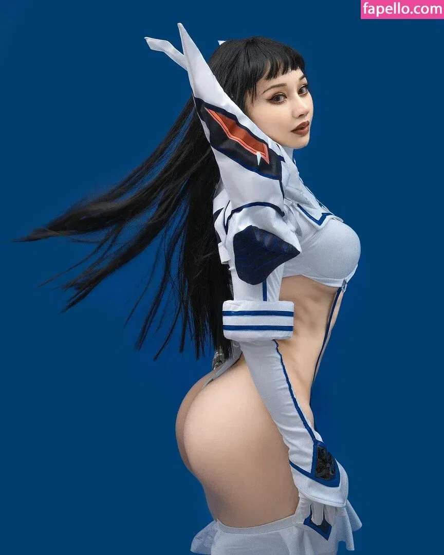 yona.z Onlyfans Photo Gallery 