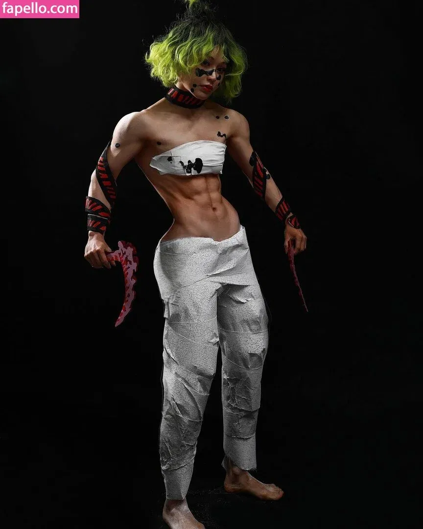 yona.z Onlyfans Photo Gallery 