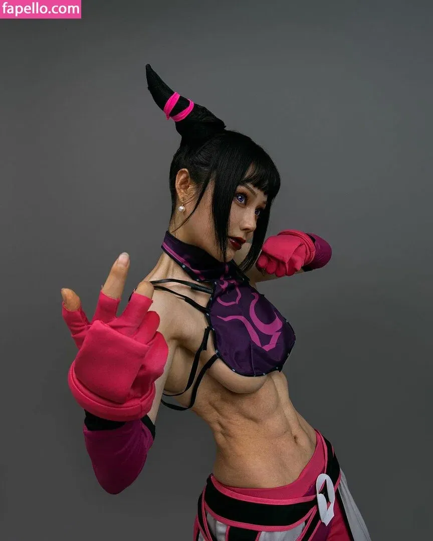 yona.z Onlyfans Photo Gallery 