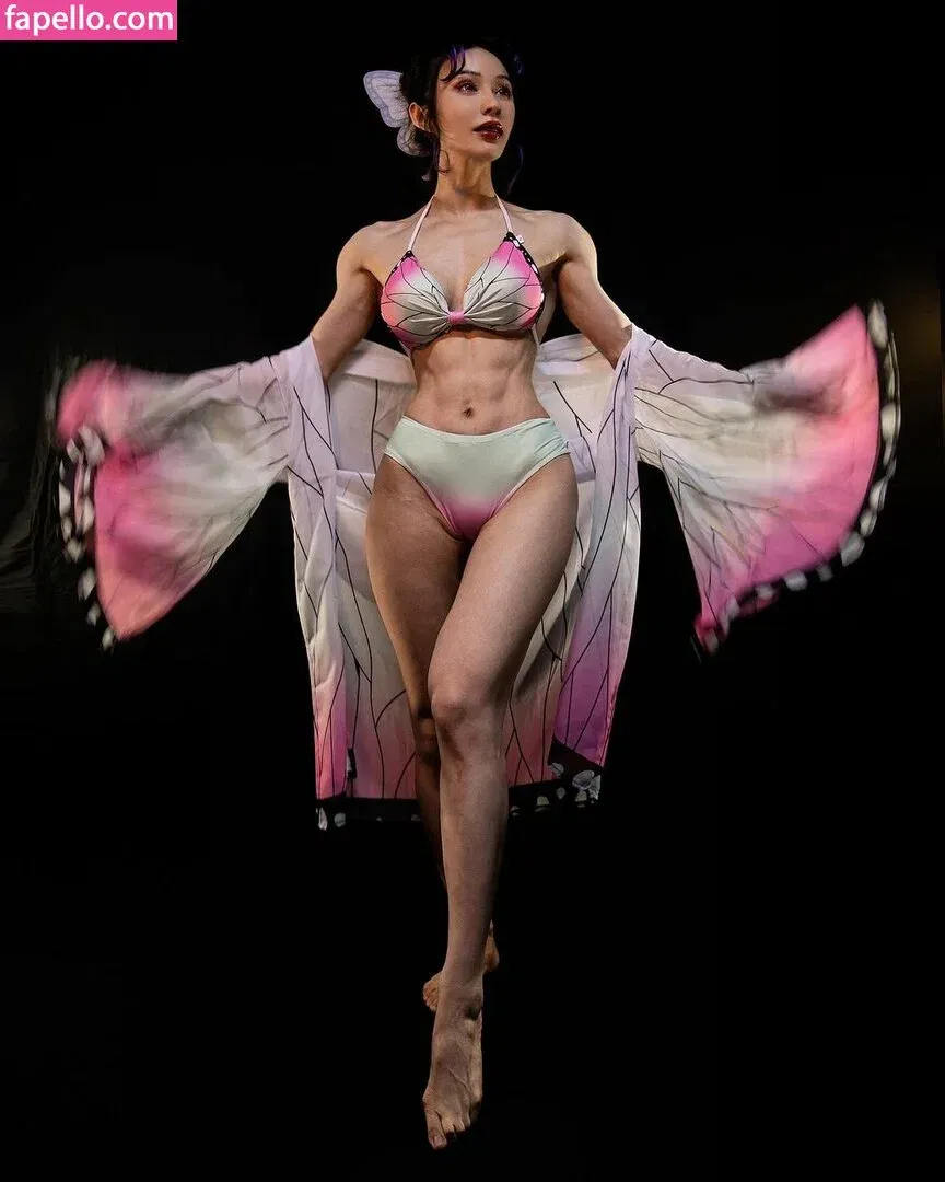 yona.z Onlyfans Photo Gallery 