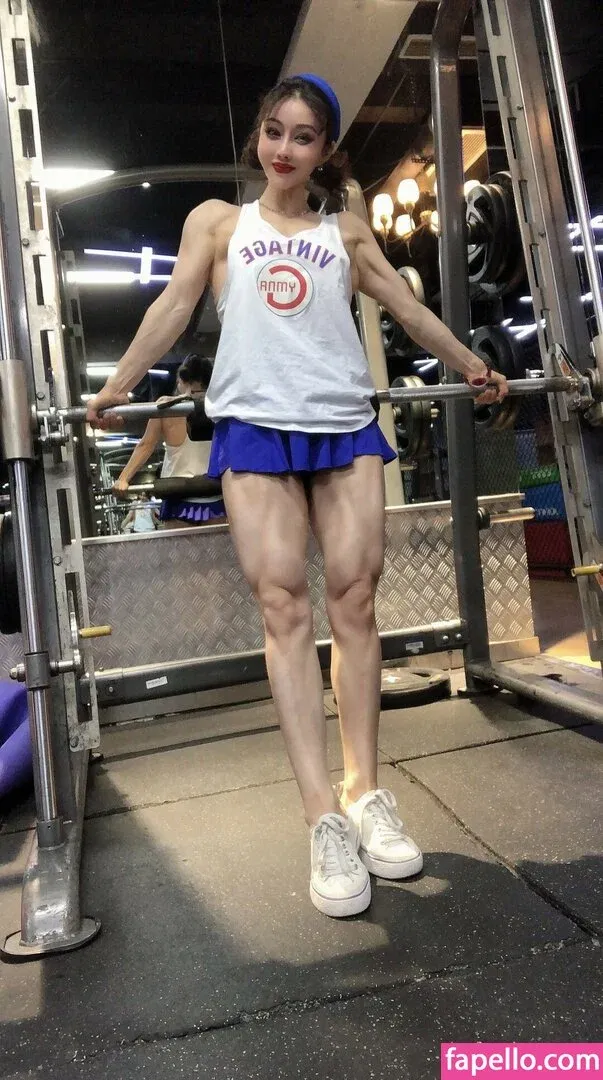 yona.z Onlyfans Photo Gallery 