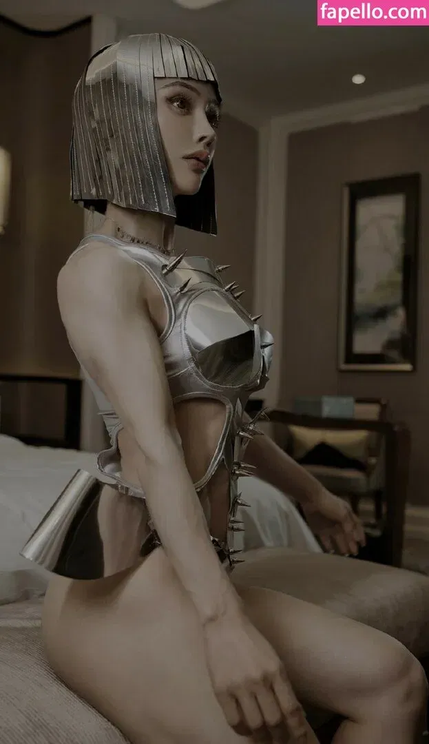 yona.z Onlyfans Photo Gallery 