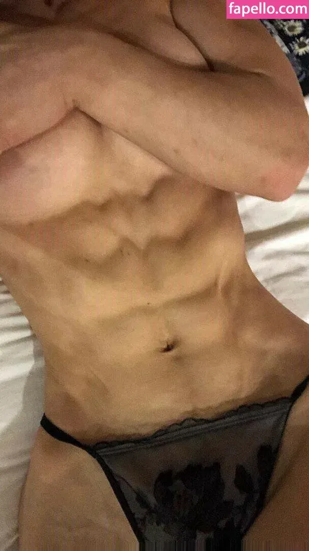 yona.z Onlyfans Photo Gallery 