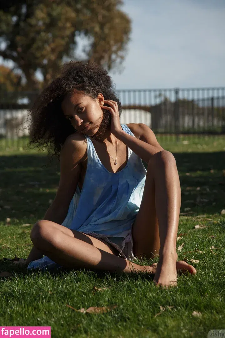 Dream_Viki Onlyfans Photo Gallery 