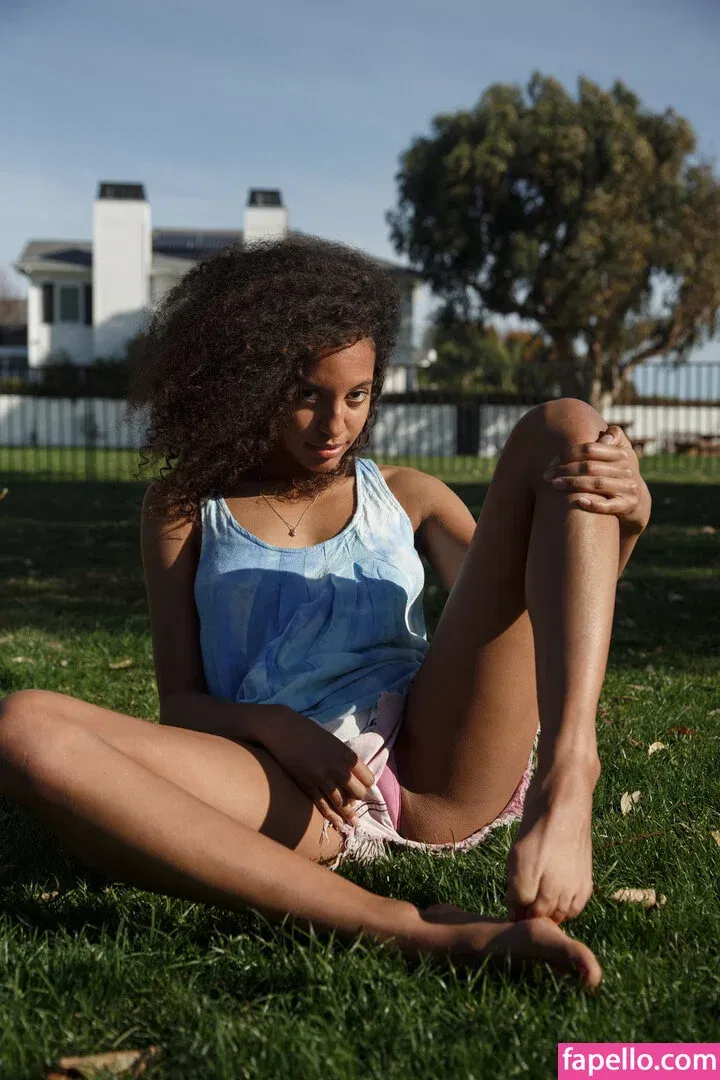 Dream_Viki Onlyfans Photo Gallery 