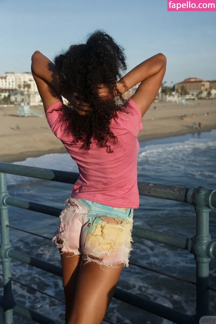 Dream_Viki Onlyfans Photo Gallery 