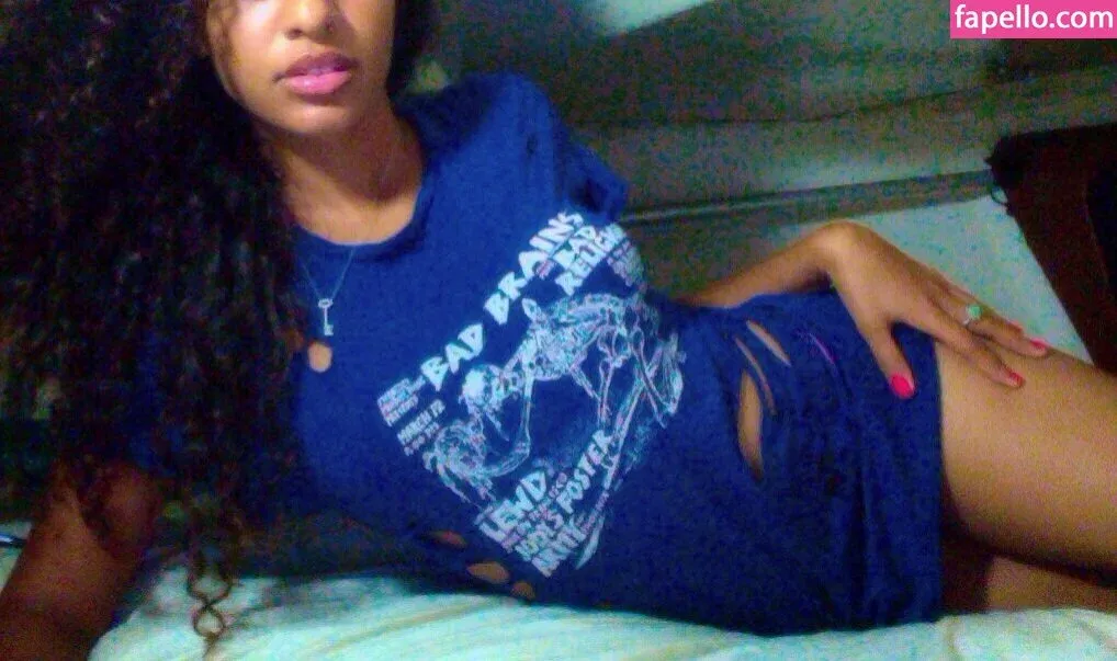 Dream_Viki Onlyfans Photo Gallery 