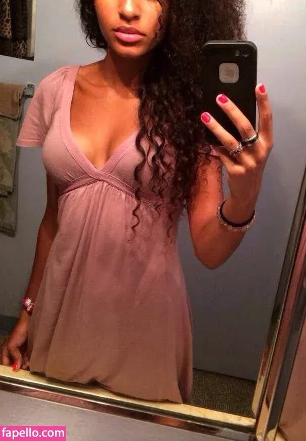 Dream_Viki Onlyfans Photo Gallery 