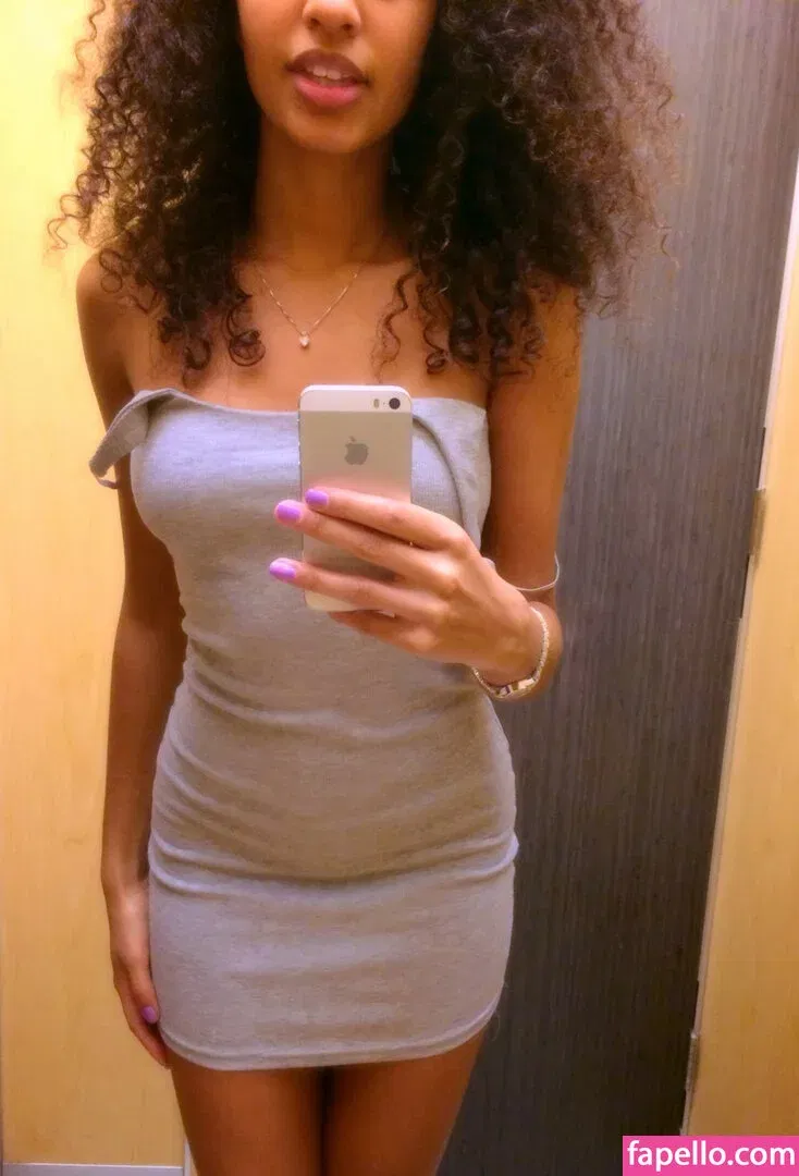 Dream_Viki Onlyfans Photo Gallery 