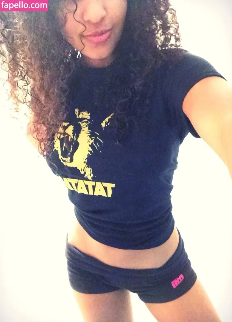 Dream_Viki Onlyfans Photo Gallery 