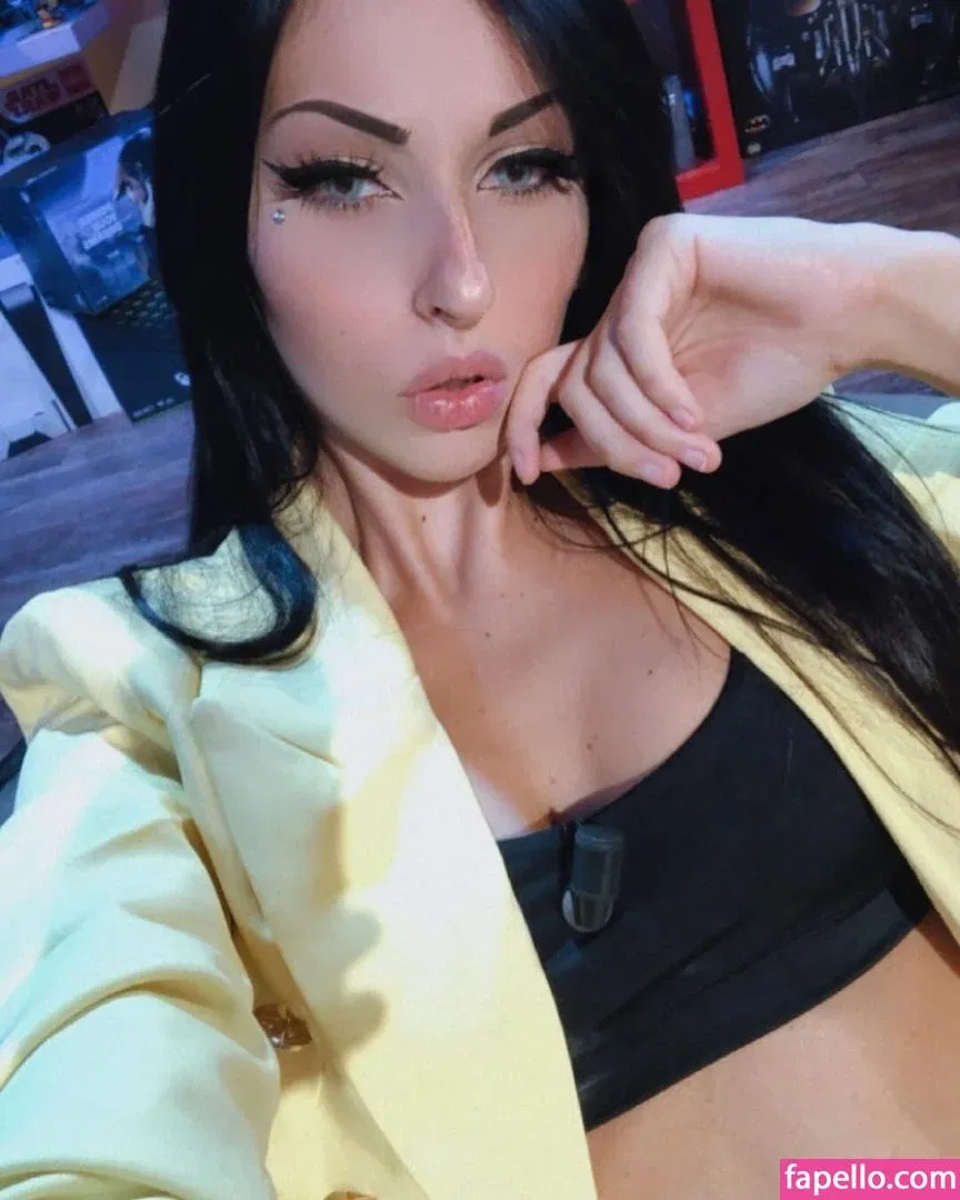 Giada Cristina Bessi Onlyfans Photo Gallery 