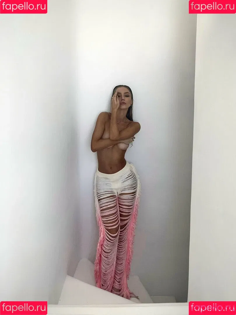 Sara Hardel Onlyfans Photo Gallery 