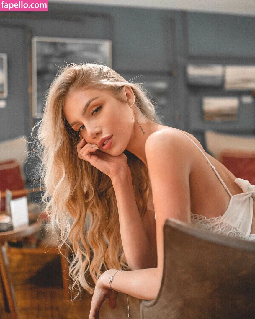 Sara Hardel Onlyfans Photo Gallery 