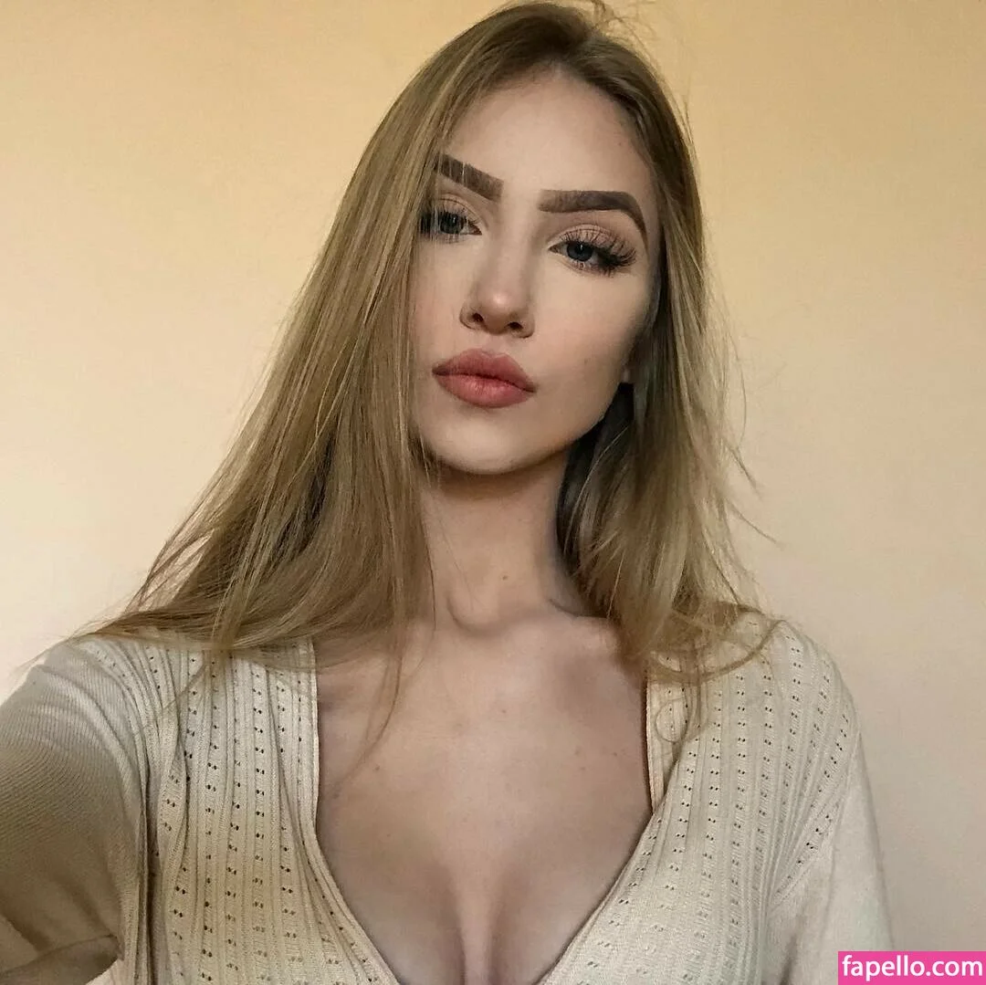 Sara Hardel Onlyfans Photo Gallery 