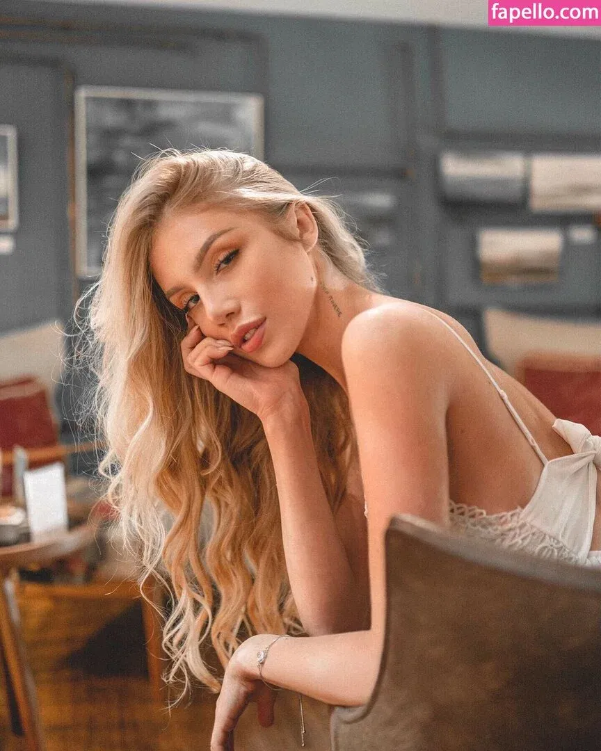 Sara Hardel Onlyfans Photo Gallery 