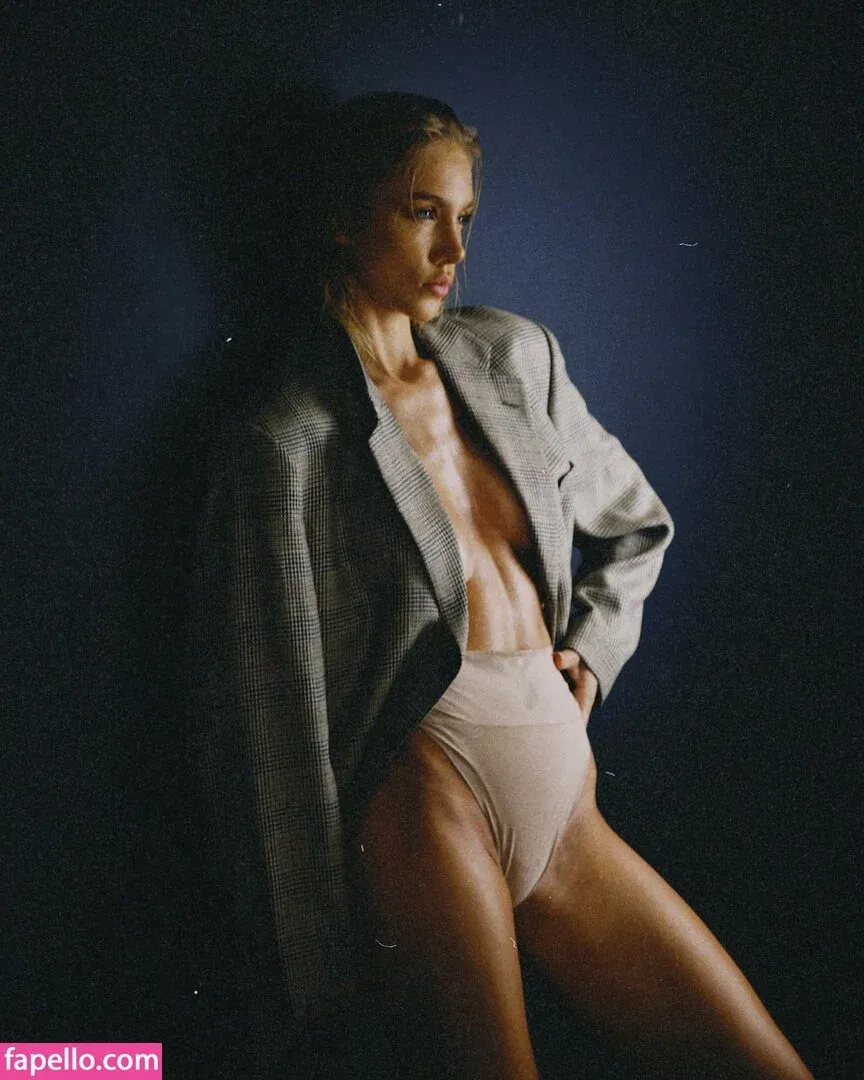 Sara Hardel Onlyfans Photo Gallery 