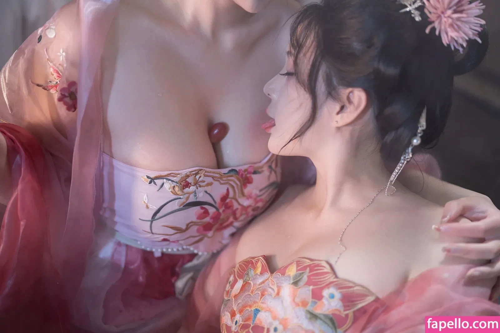 Natsuko233 Onlyfans Photo Gallery 