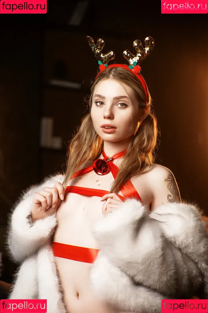 Alice Li Onlyfans Photo Gallery 