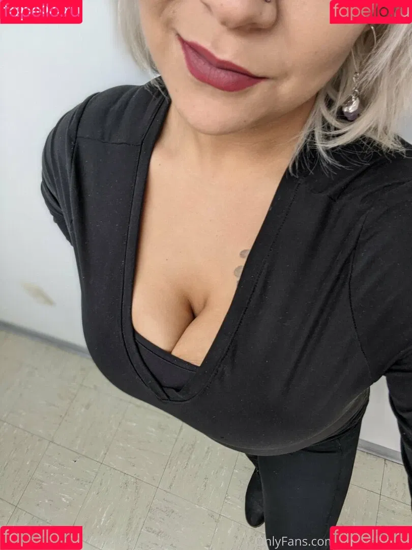 valkyrieskiss Onlyfans Photo Gallery 