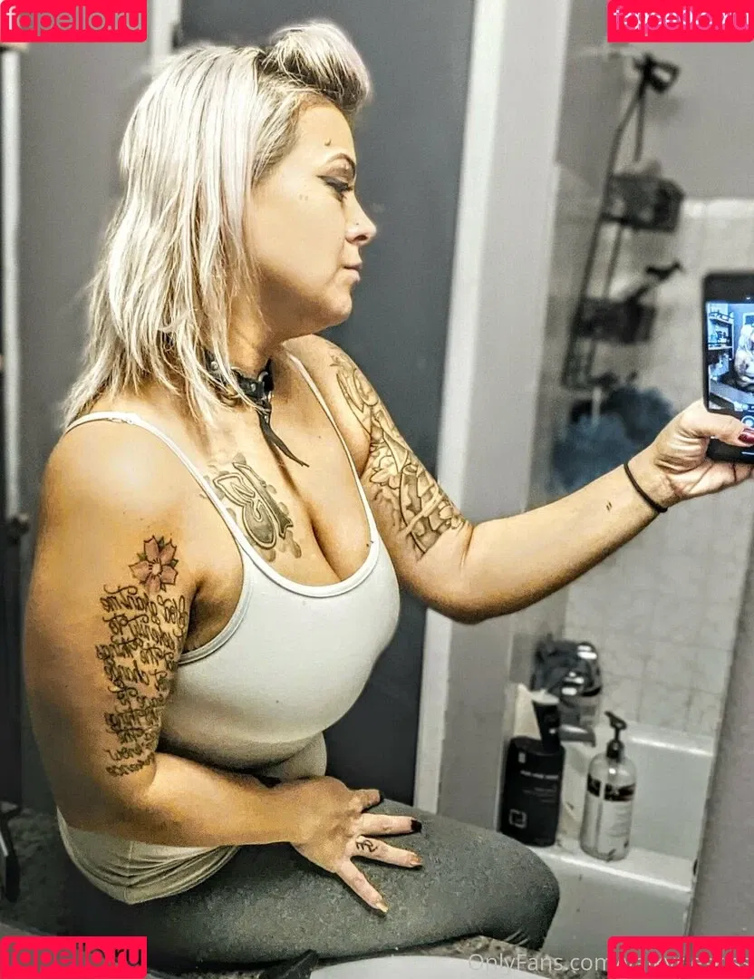 valkyrieskiss Onlyfans Photo Gallery 