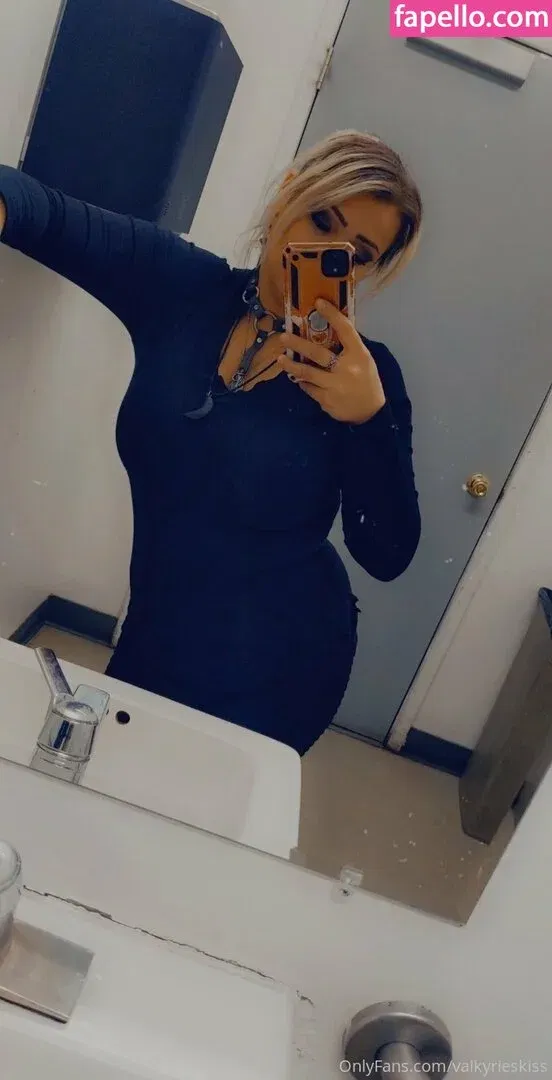 valkyrieskiss Onlyfans Photo Gallery 
