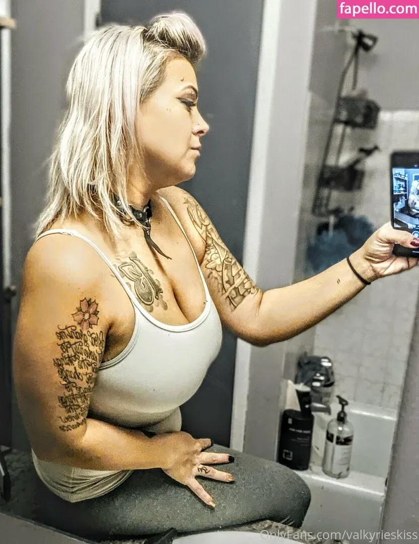 valkyrieskiss Onlyfans Photo Gallery 