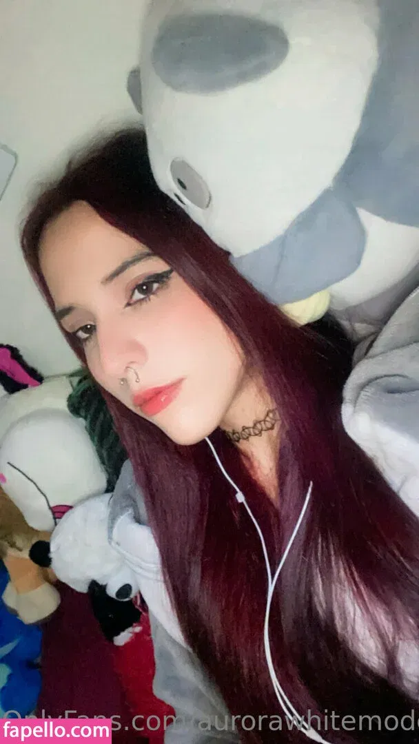 aurorawhitemodel Onlyfans Photo Gallery 