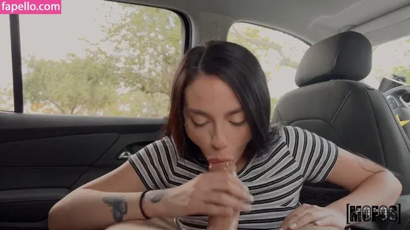 Let´s Post It Onlyfans Photo Gallery 