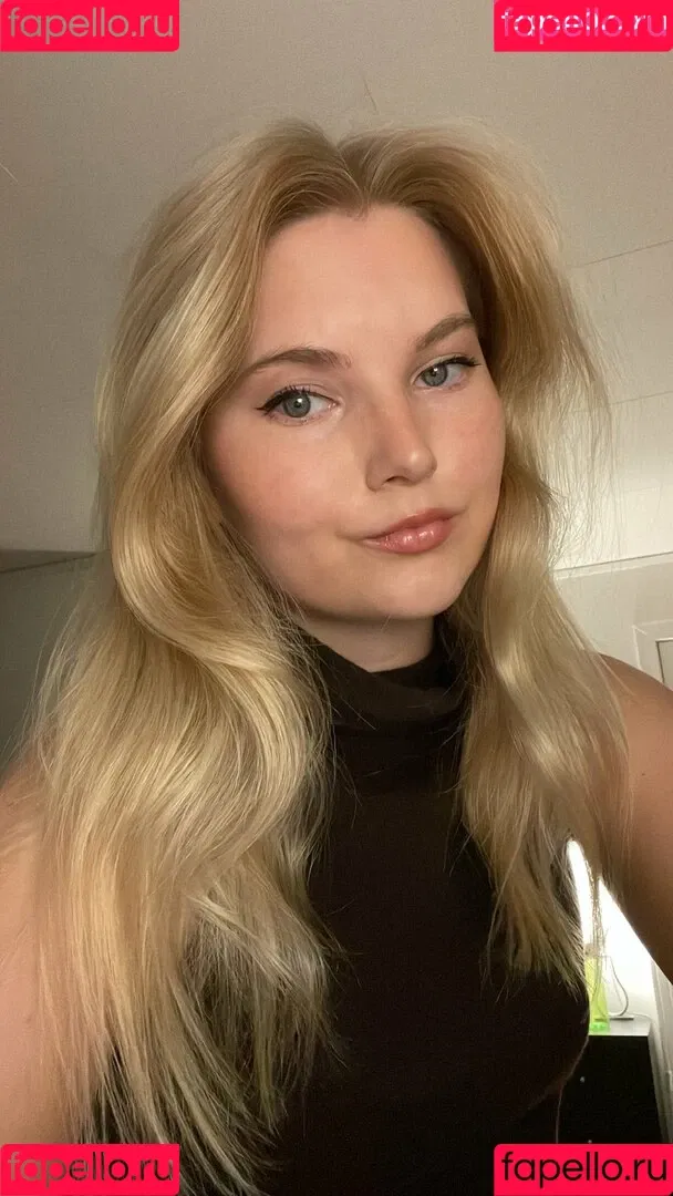 vanessaahlstrom Onlyfans Photo Gallery 