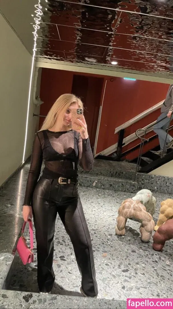 vanessaahlstrom Onlyfans Photo Gallery 