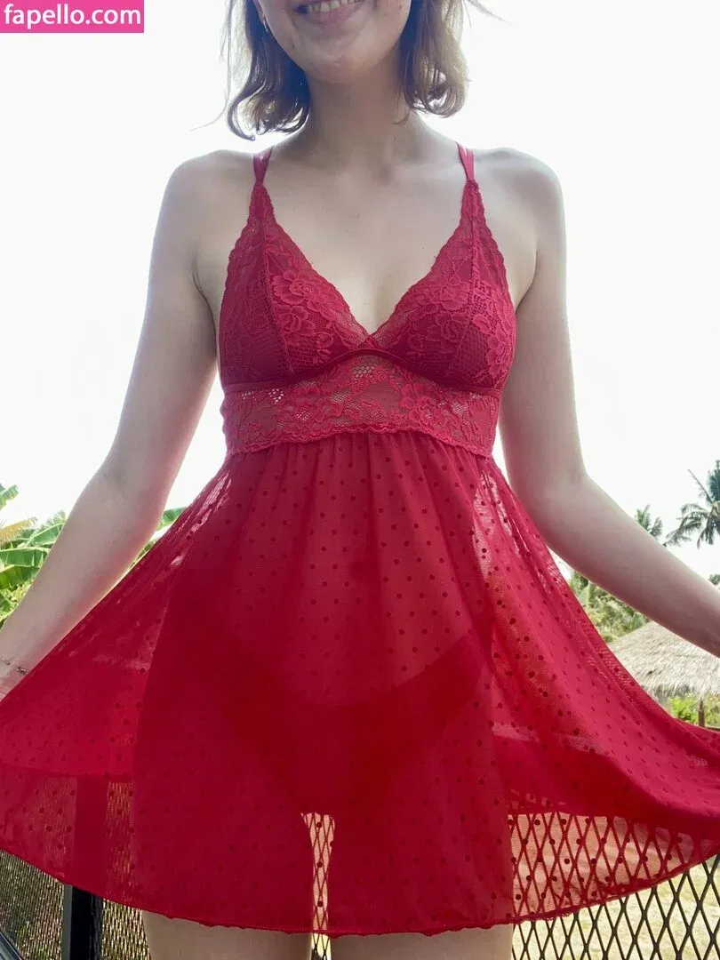 linda-2002 Onlyfans Photo Gallery 