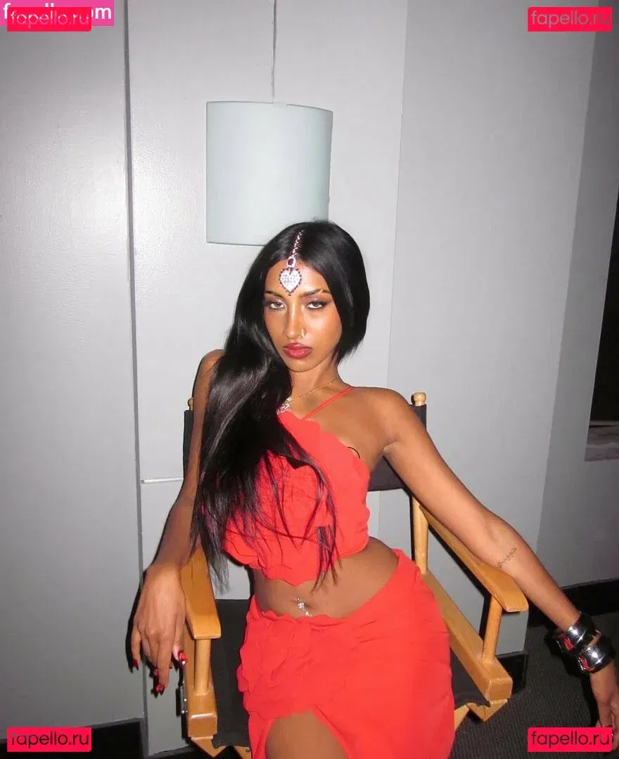 Lauraa.rsi Onlyfans Photo Gallery 