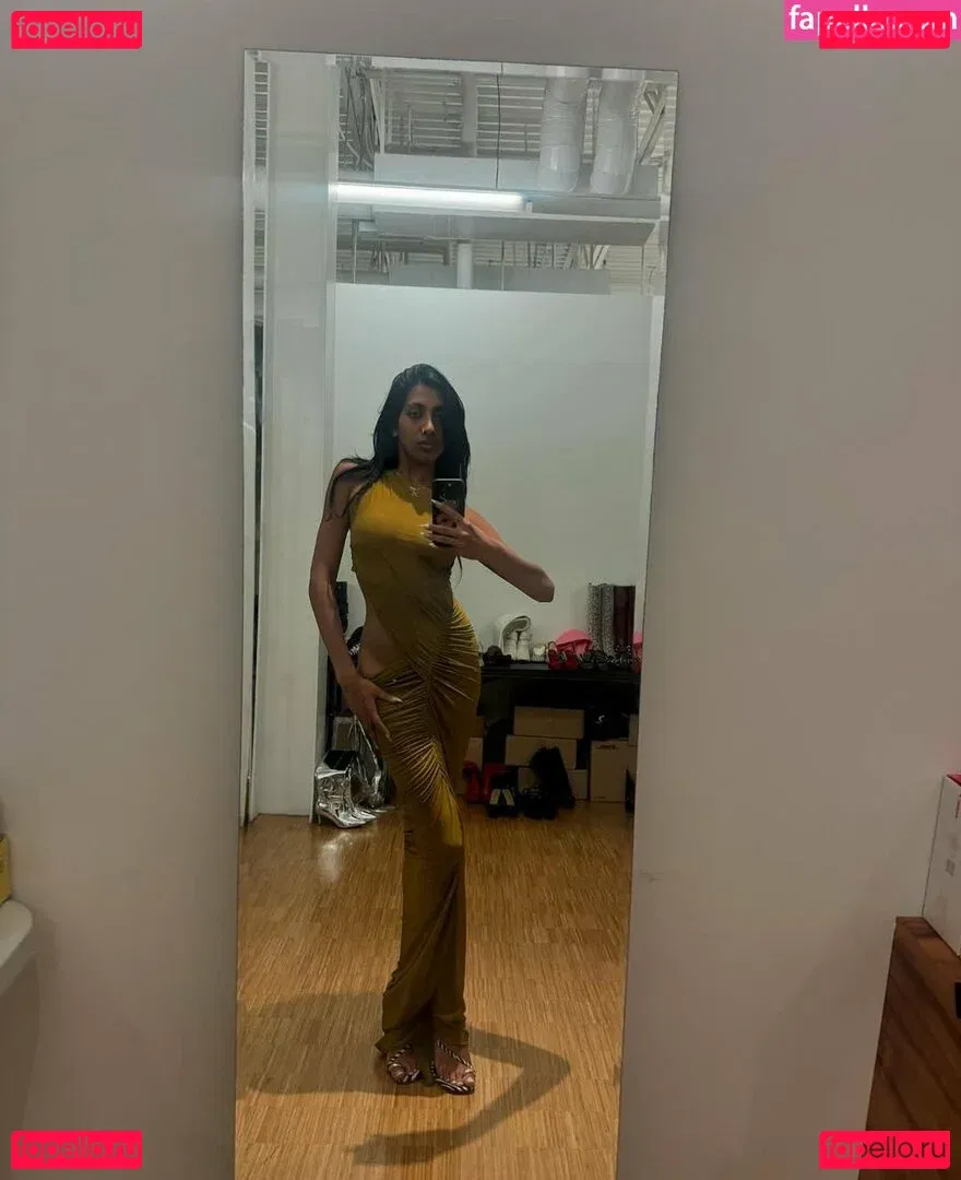 Lauraa.rsi Onlyfans Photo Gallery 